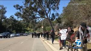 Today a1 will be covering the protest at dodger stadium in los angeles follow wearela on twitter: People Against Covid 19 Vaccine Protest At Dodger Stadium Site Met By Counter Protesters Abc7 Los Angeles
