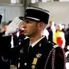 Félicitations à Charles Courrier de l'ENIM-Études pour la réalisation de ce  mémoire lors de son stage de 4ème année d'école nationale d'ingénieurs de  Metz au service ingénierie du groupement logistiqu