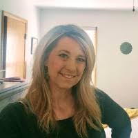 Jennifer Hollabaugh's Instagram, Twitter & Facebook