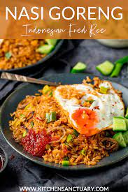 Nasi Goreng Indonesian Fried Rice Instant Pot Dinner Recipes Nasi Goreng Recipe Food Dishes