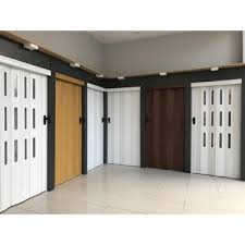 Penguen akordiyon kapı 12 mm beyaz camsız 102 cm x 220 cm ölçüye göre üretim. Kaper Katlanir Akordiyon Kapi 12 Mm 72 Cm Genislik Fiyati