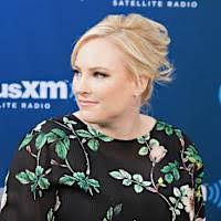 Mario Lopez Bags Bachelor Award, Meaghan Cooper