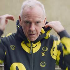 Front page news in Torquay 🗞, See you at Electric Bay Festival in July,  sign up now for tickets. www.electricbayfestival.com, 👀 More Summer show  announces to come., 🎬 Jamón