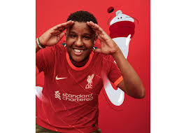 The only place to visit for all your lfc news, videos, history and match information. Liverpool Fc 2021 22 Home Kit Official Images Release Date Nike News