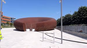 Anish Kapoor'dan Monte Sant'Angelo İstasyonu'na Devasa Bir Heykel