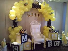 Balloons Bumble Bee Diy Baby Shower Decorations Bee Baby Shower Theme Baby Shower Yellow
