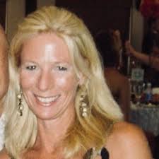 Ginnie (@GinnieWhitaker)