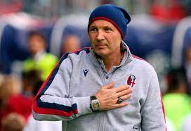 Parodia ufficiale di siniša mihajlović. Bologna Coach Sinisa Mihajlovic Tests Positive For Covid 19 Afroballers