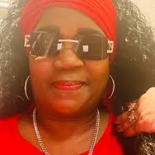 Trina Dyson's Instagram, Twitter & Facebook