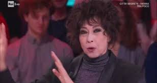 She started her career as a voice actress at 8 years old, specializing in dubbing anime and cartoons. Domenica In Veronica Pivetti In Lacrime Ho Sofferto Di Depressione