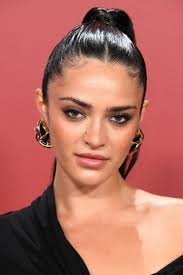 Bella Cohen : biographie, filmographie, photos & vidéos