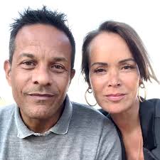 Sluk for hanen og køb velgørende vand til din virksomhed, og lad os gøre en  forskel ❤️#CoolWater Kontakt mail: info@coolunite.dk Ring: 50605207