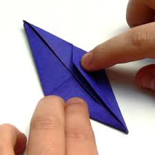Origami faltanleitung falttechnik anleitung zu tangrami. Origami Tiere Falten Traditioneller Kranich