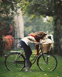 Beautiful Women Dog And City Bike Fahrradtour Fahrrad Fahren Hunter Gummistiefel