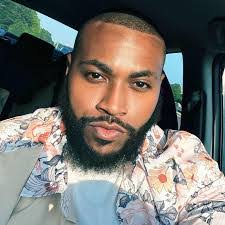 Beverley Cole's Instagram, Twitter & Facebook