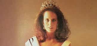 El escándalo protagonizado por nano calderón las ha distanciado. Como Es Que Cecilia Bolocco Llego A Ser Miss Universo T13
