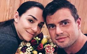 A modelo e blogger vanessa martins e o pasteleiro marco costa estão separados. Depois Dos Rumores Chegam As Reacoes Vanessa Martins E Marco Costa Abordam Suposta Separacao Vip Pt
