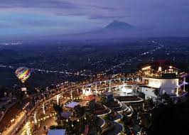 Mulai dari lokasi wisata alam, budaya, kuliner, sampai belanja, semuanya dapat anda temukan di sana. 5 Objek Wisata Di Jogja Terbaru 2020 Yang Instagramable Kabar Joglo Semar