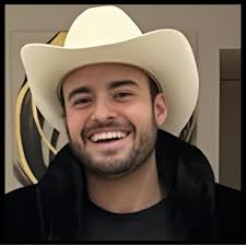 Nvidia co-founder and CEO Jensen Huang is now nearly as rich as longtime  billionaire Warren Buffett — and could even soon surpass the Oracle of  Omaha, in terms of net worth. cnb.cx/4kvQ4KM