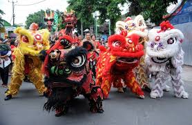 21 Enchanting Photos Of Chinese New Year Celebrations Year Of The Dragon Chinese New Year Dragon Dance