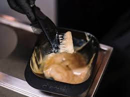 Möchten sie einen rotstich aus braunen haaren entfernen, können sie zu verschiedensten hausmitteln greifen. Rotstich Entfernen Mit Diesen Tipps Gelingt Es Jolie De