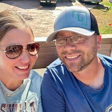 What are some packing tips and ways to keep a 1-year-old busy at the icog  event?