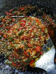 11 juli 2019 by tidak hanya jadi tren sesaat, ayam geprek menetap jadi menu istimewa masyarakat indonesia. Sambal Ayam Geprek Derhaka Simpan Dalam Peti Sejuk Boleh Tahan Berbulan Bulan Mingguan Wanita