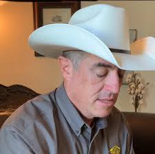 Hank the Cowdog, read by Sheriff Nick Hanna
