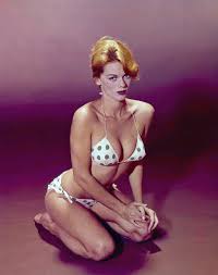 Marli Renfro - Free sexy pics, galleries & more at Babepedia