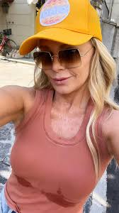 Not hot at all… 🥵🇮🇹