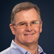 We are so excited to announce this year's commencement speakers for #UNH23!  UNH Graduate School