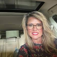 This just came out of my chicken.. I'm not sure what it is.