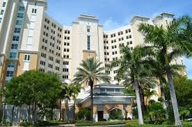 3 bed / 3 baths / 1 half build 2003. The Dunes Naples Florida