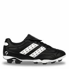 Voetbalschoenen kopen vereist een goede voorbereiding en is afhankelijk van de ondergrond, positie, persoonlijke smaak en het type voetballer. Quick Voetbalschoenen Heren Online Kopen Q1905