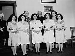 Medical complications often arise for both the mother and her babies, and it is rare for the babies to survive in. List Of Multiple Births Wikipedia