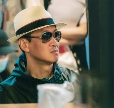 Ngôi sao 24/7: U60 phụ mẫu qua đời, chàng Phúc Nhĩ Khang: Giờ tôi mồ côi cả  cha lẫn mẹ