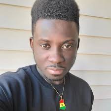 She looks familiar, a lot will get this wrong. 👀 Who is this celebrity? ⬇️