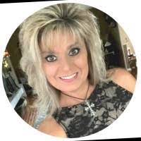 Wendy Hurley's Instagram, Twitter & Facebook