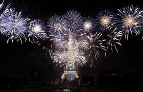 La marseillaise version courte _ lyric _ edward james kenway officiel. Feuerwerk Des 14 Juli Paris Fremdenverkehrsamt Paris