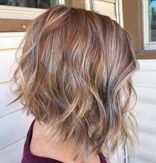 Caramel Bob With Gray Highlights Haarschnitt Fur Dunnes Haar Haarschnitt Bob Frisur