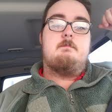 Dustin Strouse's Instagram, Twitter & Facebook