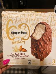 Haagen dazs ice cream vanilla ben and jerry's ice cream need help? Vanilla Milk Chocolate Almond Ice Cream Bar Haagen Dazs