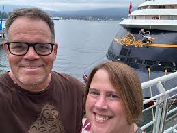 Disney Wonder position update. She's docked at what looks like a very  popular port at the moment Juneau Alaska 😀👍🏼🏰🇦🇺🚢⚓️