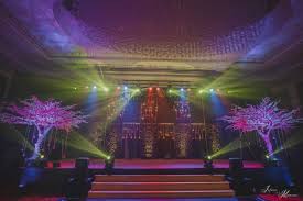 Wanna bring death through the walls? Top 51 Wedding Stage Decoration Ideas Grand Simple Shaadisaga