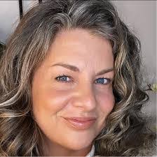 Carol Parkes's Instagram, Twitter & Facebook