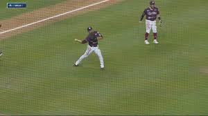 Elegancia con el guante 🎩🧐, Manny Barreda también luce a la defensiva por  @clubtomaterosoficial 🍅💎, #LigaARCO ⚾, #SerieDeMéxico 🏆🇲🇽