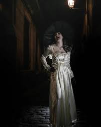 We apologize for the inconvenience. Resident Evil Village With The Real Lady Dimitrescu The Polish Woman Inspires Players With Her Cosplay