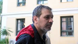 Μακελειο προαναγγελει ο στεφανοσ χιοσ. Synelhf8h O Stefanos Xios Odhgh8hke Sthn Kratikh Asfaleia Kai Apo Ekei Sthn Anakritria