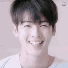 Kang daniel (previously wanna one, now preparing for solo debut!) eunwoo (astro). Cha Eunwoo Smile Gif Chaeunwoo Smile Cute Discover Share Gifs