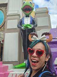 My island is still open, with alot of gifts and dinosaur bones! Message for  a dodo code!